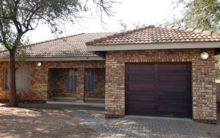 3 Bedroom House in Lephalale (Ellisras)