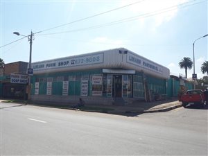 750 m² Industrial space in Maraisburg
