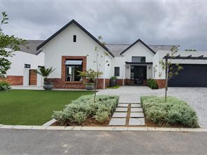 3 Bed House in Parel Vallei