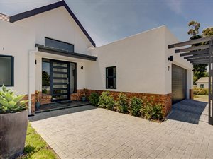 3 Bed House in Parel Vallei
