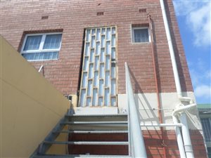 250 m² Commercial space in Jacobs