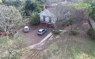 6 Bedroom House in West Hill