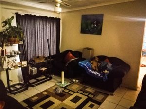 2 Bedroom House in Claremont