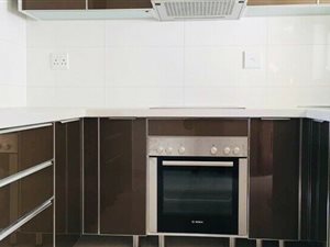2 Bed Apartment in Maroeladal