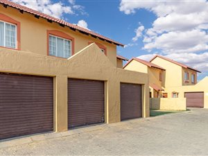 2 Bed Townhouse in Bergsig