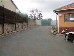 4 Bed House in Bellair