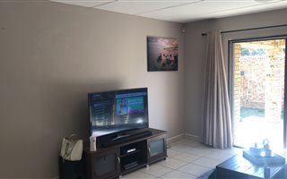 3 Bedroom Townhouse in Airfield