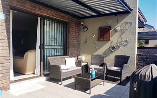 2 Bedroom Apartment in Noordheuwel