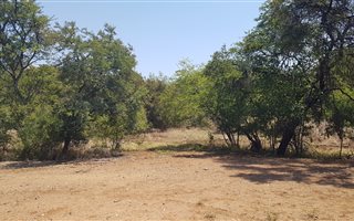 1210 m² Land available in Tijger Valley and surrounds