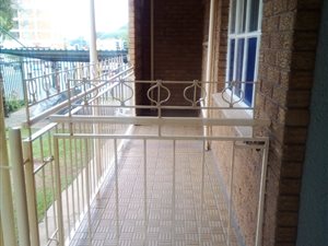2.5 Bed Apartment in Villieria
