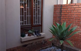 2 Bedroom House in Rietvlei Ridge Country Estate
