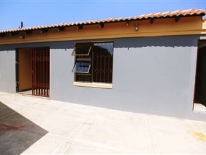 1 Bed Apartment in Kagiso