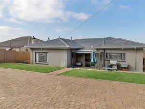 4 Bed House in Discovery