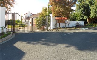 3 Bedroom House in Heldervue