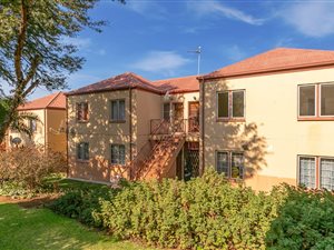 3 Bed Apartment in Suiderberg