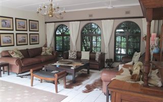 4 Bedroom House in Amanzimtoti