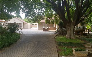 1 Bedroom Flat in Irene Park