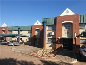 494 m² Industrial space in Brummeria