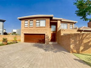 3 Bed House in Glen Eagles Estate