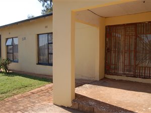 4 Bed House in Welverdiend