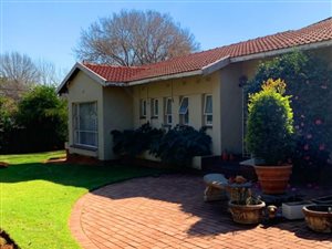 4 Bed House in Bryanbrink