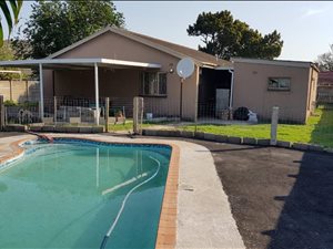 3 Bed House in Arboretum
