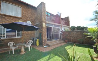 2 Bedroom Apartment in Faerie Glen