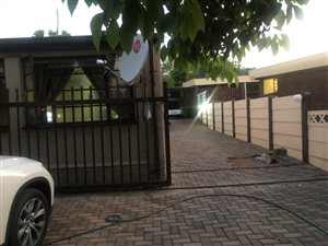 3 Bed House in Claremont