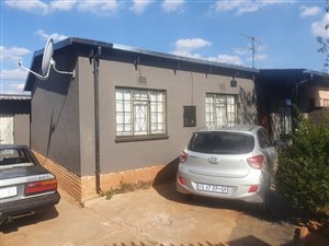 3 Bed House in Eldorado Park