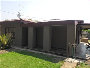 3 Bed House in LesMarais