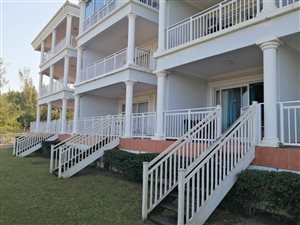 1 Bed Apartment in Shelly Beach
