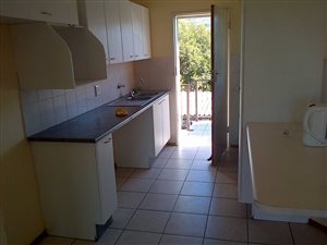 1 Bed Townhouse in Ruimsig