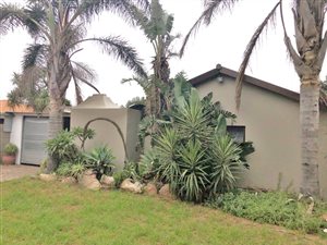 3 Bed House in Humansdorp
