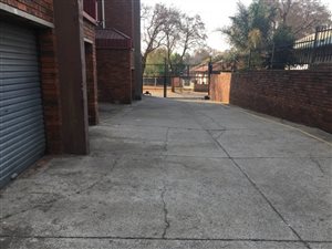 Studio Apartment in Berea