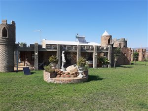 38 ha Farm in Lydenburg
