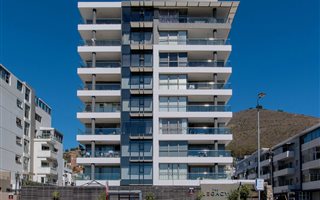 1 Bedroom Apartment in Green Point