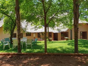 5.8 ha Farm in Melodie