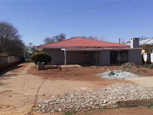 3 Bed House in Potchefstroom Central
