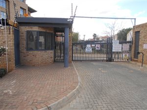 1 Bedroom Flat in Kanoniers Park