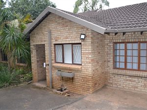 5 Bed House in Lester Park