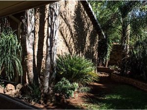 1 Bed Garden Cottage in Morganridge