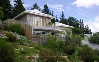 4 Bedroom House in Kanonkop