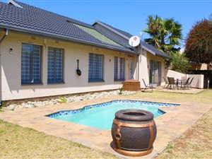 4 Bed House in Mayberry Park