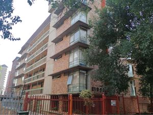 3 Bed Apartment in Sunnyside