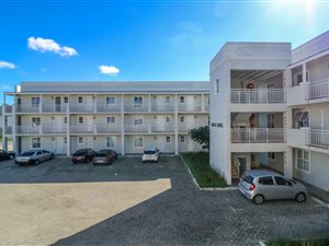 2 Bed Apartment in Nuutgevonden