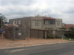 3 Bed Townhouse in Oakdene