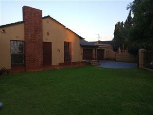 4 Bed House in Verwoerdpark