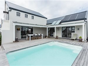 3 Bed House in Bluewater Estate