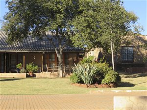 27 ha Farm in Boekenhoutskloof and surrounds
