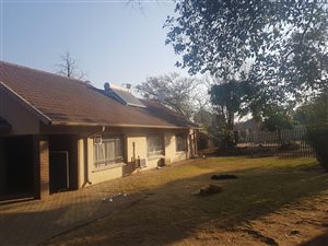 3 Bed House in Lombardy East